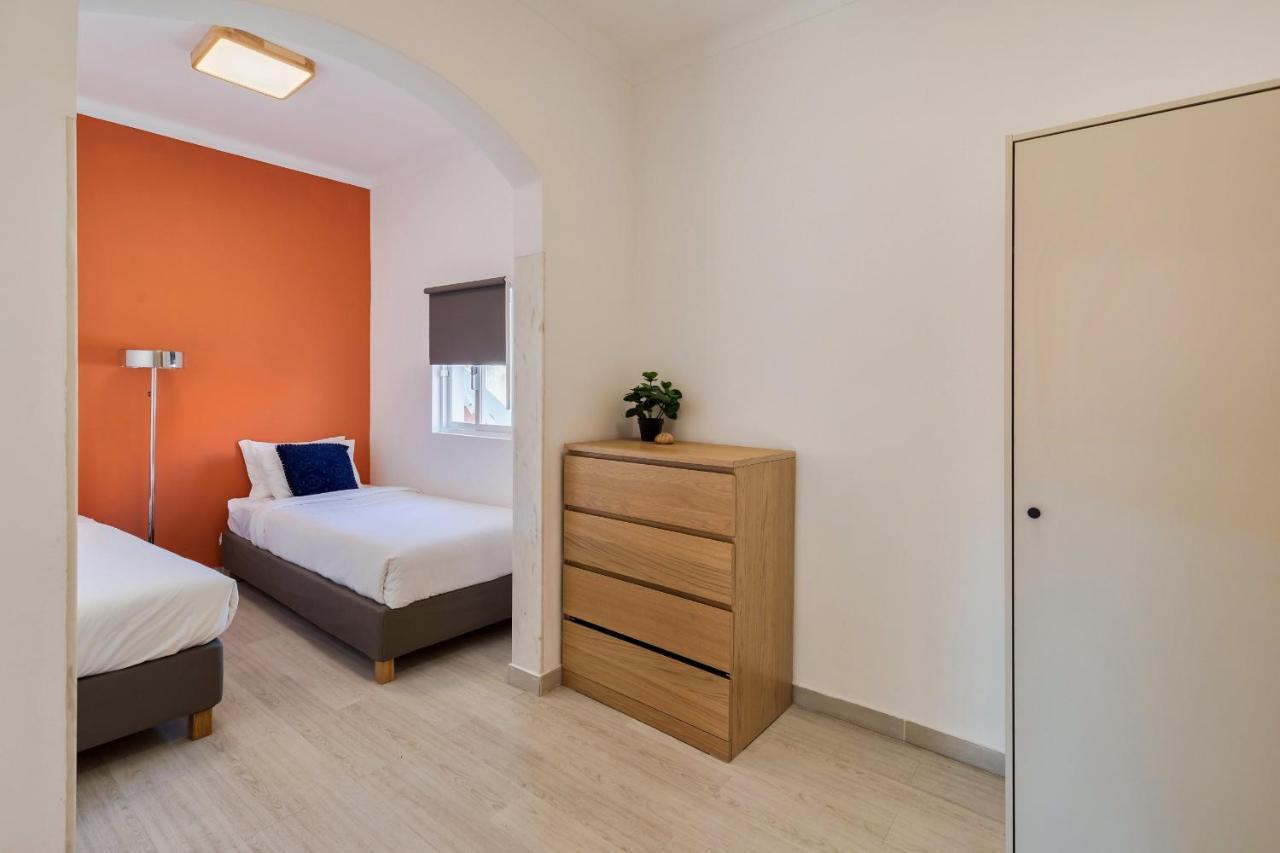Omega Apartment Сетубал Екстериор снимка