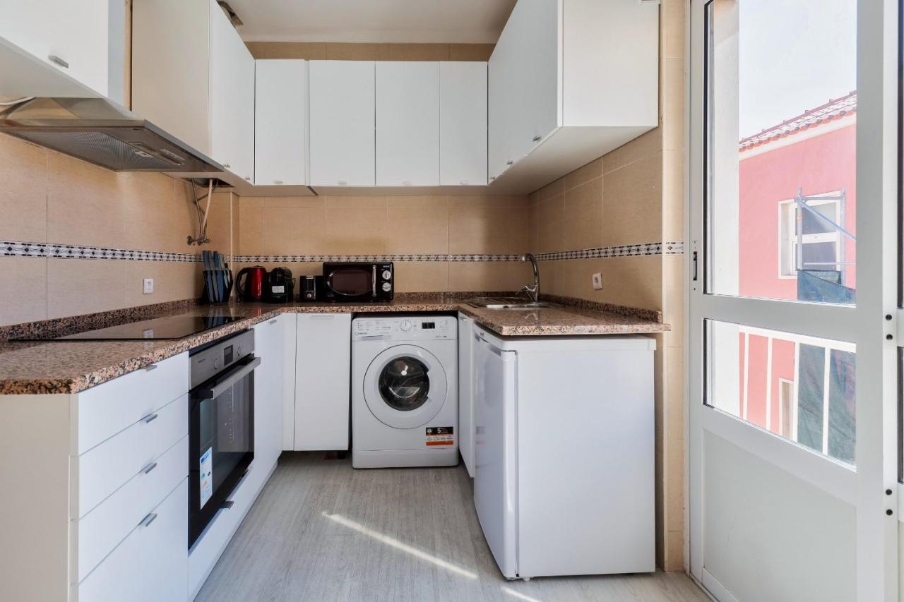 Omega Apartment Сетубал Екстериор снимка